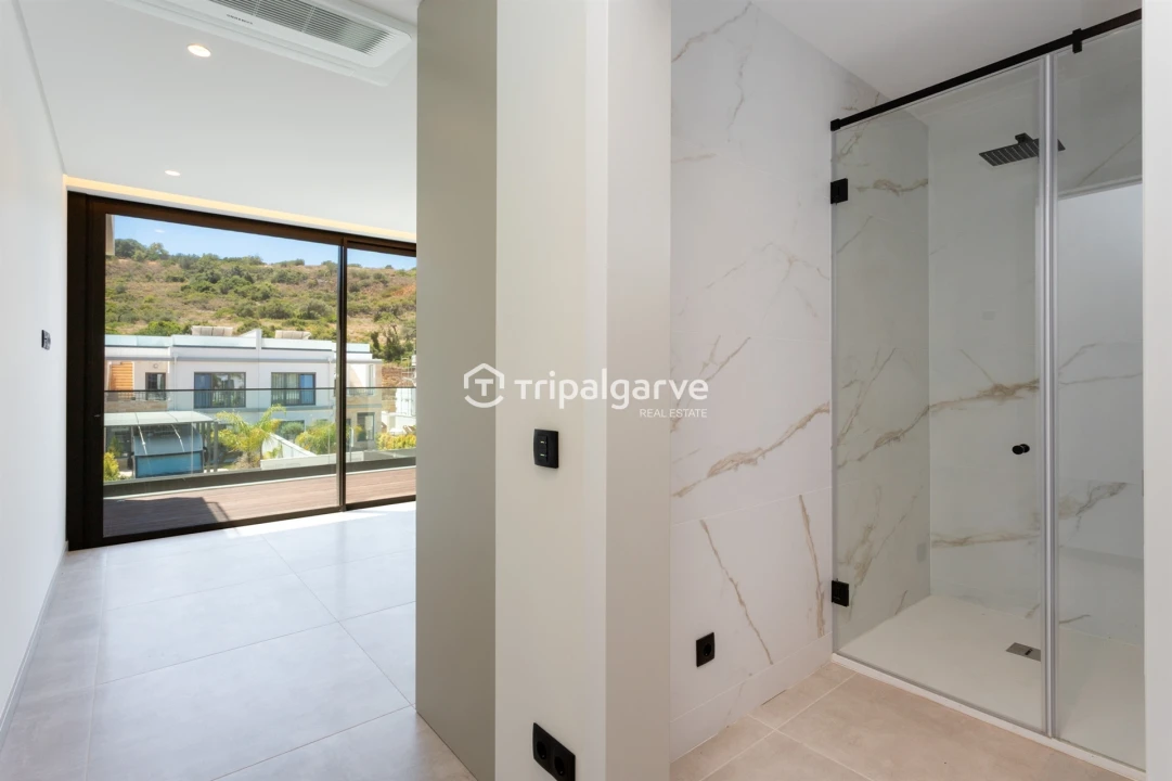 Moradia T3 para Venda em Albufeira e Olhos de Água Foto 18