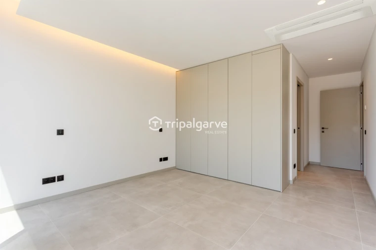 Moradia T3 para Venda em Albufeira e Olhos de Água Foto 20