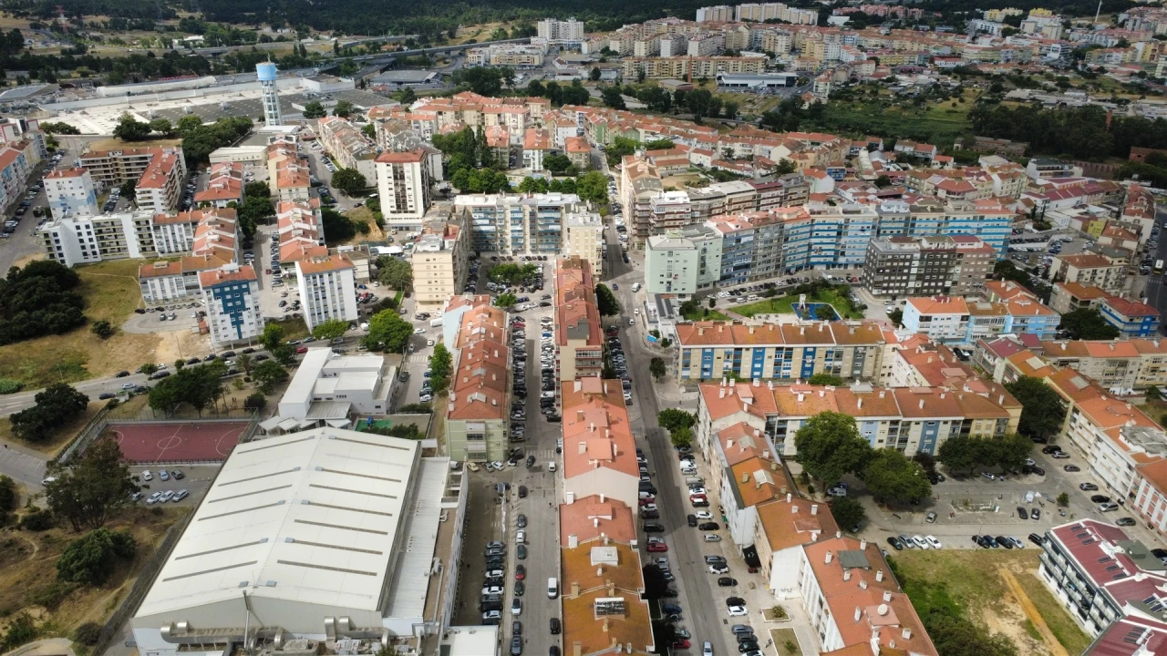 Apartamento T2 para Venda em Seixal, Arrentela e Aldeia de Paio Pires Foto 4