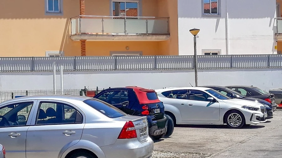 Prédio para Venda em Albufeira e Olhos de Água