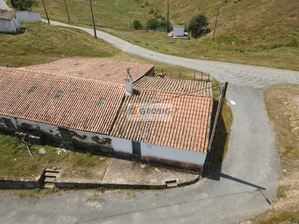 Moradia T2 para Venda em Santa Cruz Foto 16