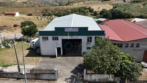 Armazém para Arrendamento em Alfandega da Fe