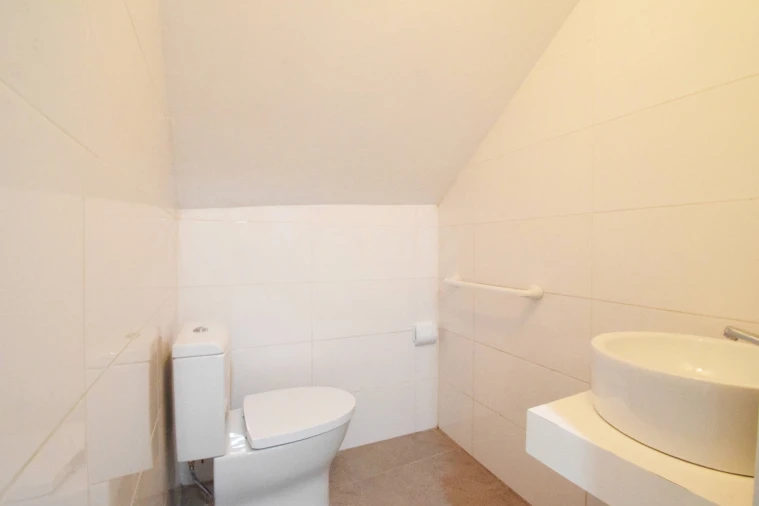 Apartamento T1 para Venda em Covilhã e Canhoso Foto 16