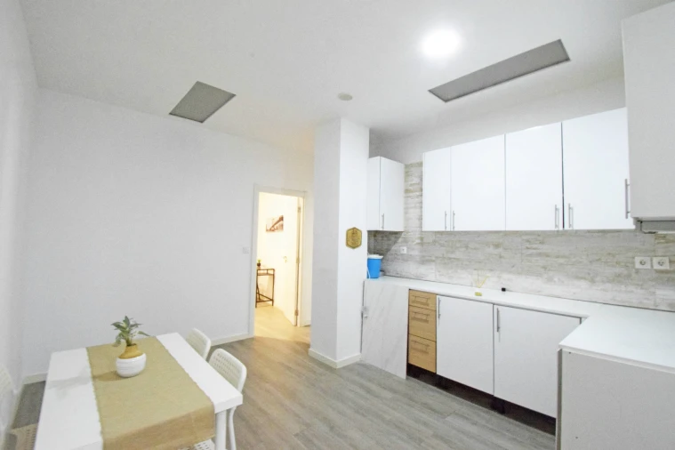 Apartamento T1 para Venda em Covilhã e Canhoso Foto 18
