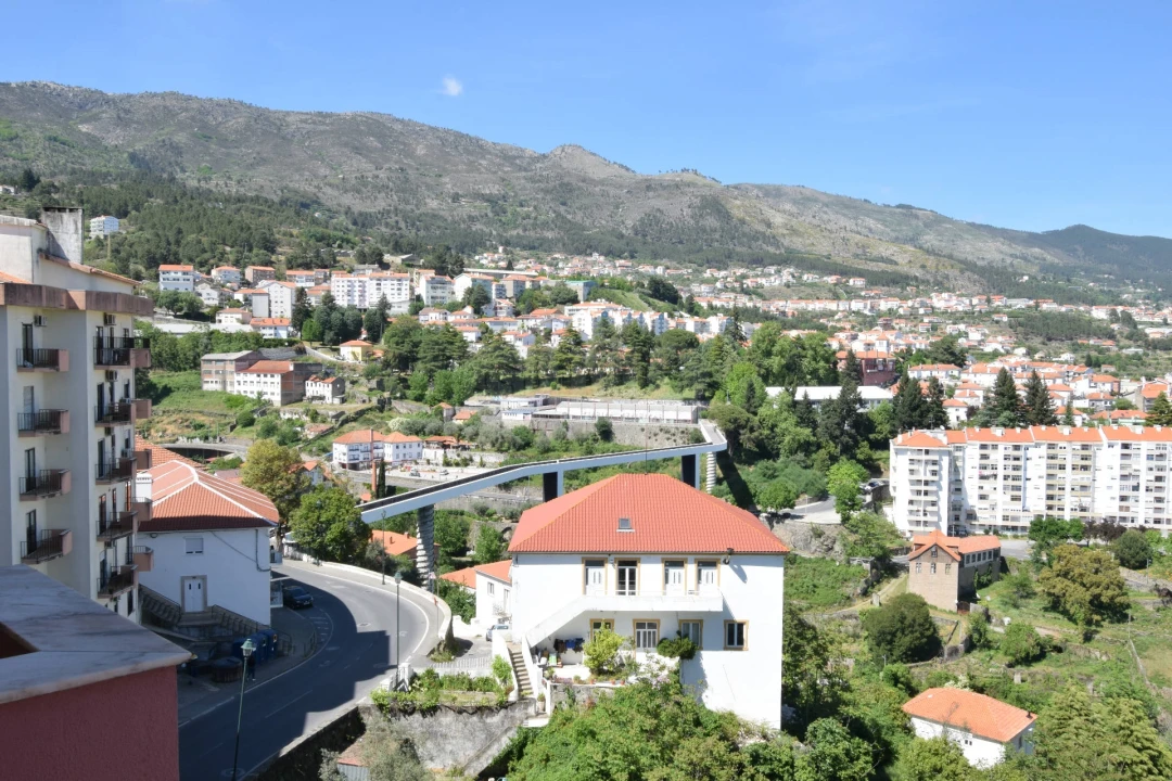 Apartamento T2 para Venda em Covilhã e Canhoso Foto 10