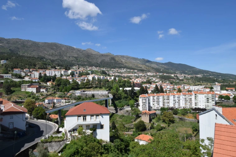 Apartamento T2 para Venda em Covilhã e Canhoso Foto 11