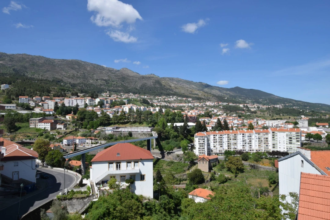 Apartamento T2 para Venda em Covilhã e Canhoso Foto 11