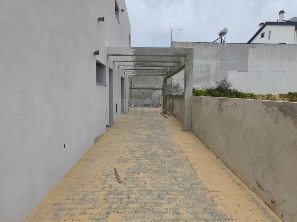 Moradia T3 para Venda em Fernao Ferro Foto 25