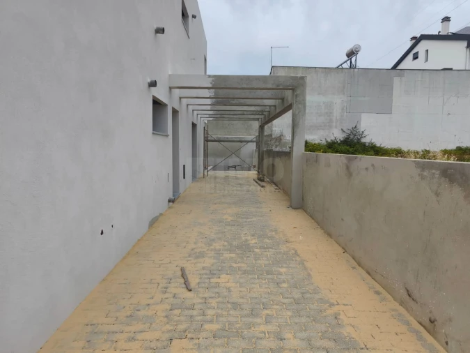 Moradia T3 para Venda em Fernao Ferro Foto 25