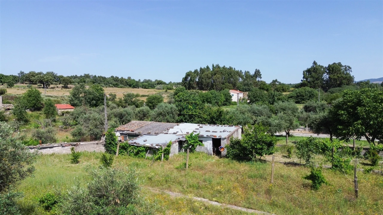 Moradia T5 para Venda em Aldeia do Bispo, Águas e Aldeia de João Pires Foto 43