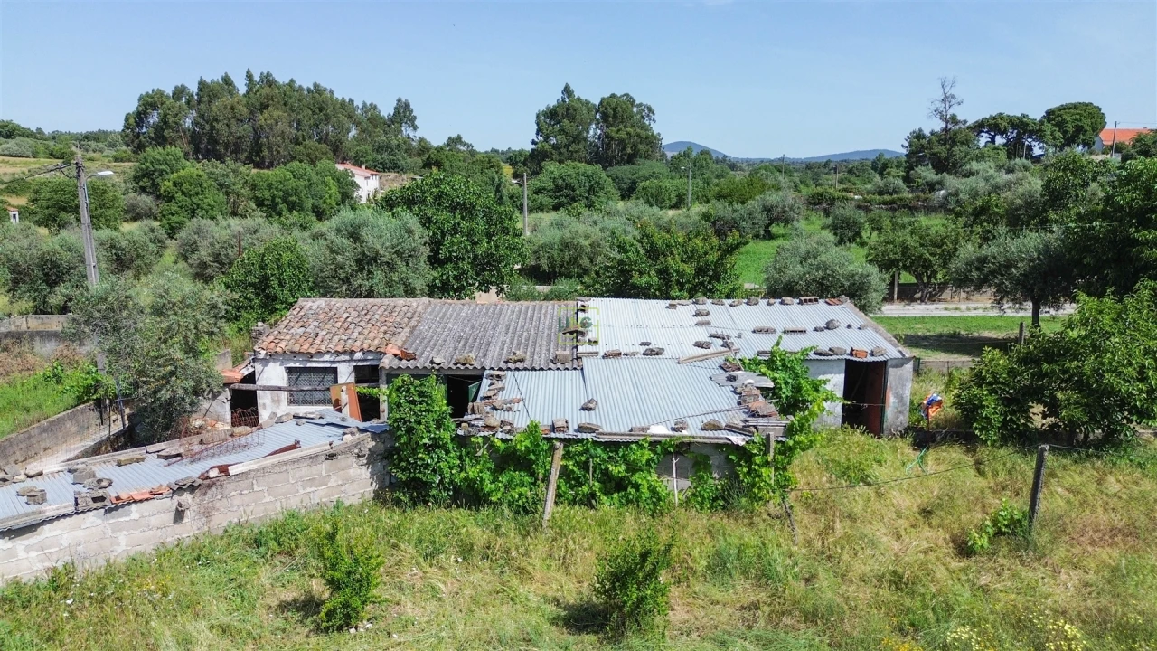 Moradia T5 para Venda em Aldeia do Bispo, Águas e Aldeia de João Pires Foto 49