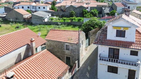 Moradia T5 para Venda em Aldeia do Bispo, Águas e Aldeia de João Pires