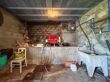 Moradia T5 para Venda em Aldeia do Bispo, Águas e Aldeia de João Pires