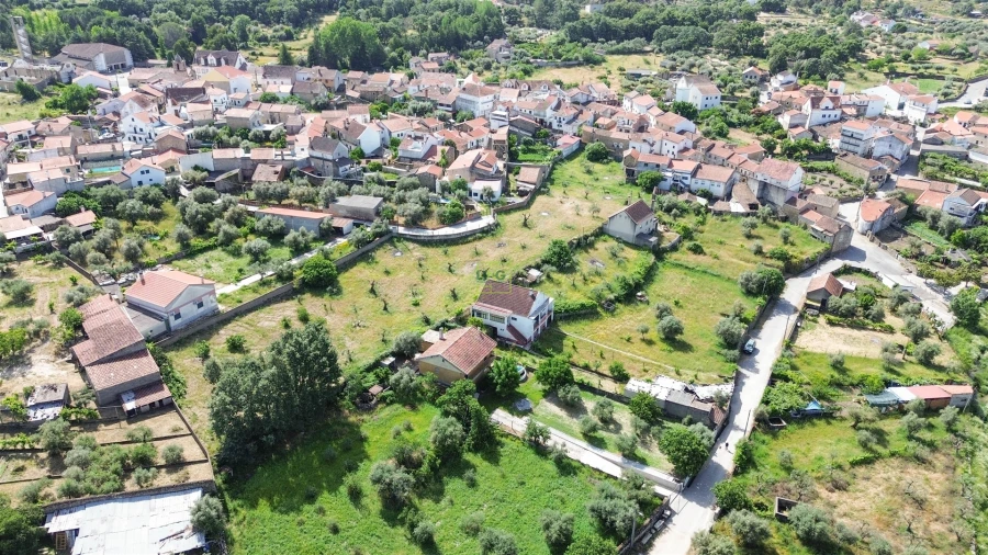 Moradia T5 para Venda em Aldeia do Bispo, Águas e Aldeia de João Pires Foto 6