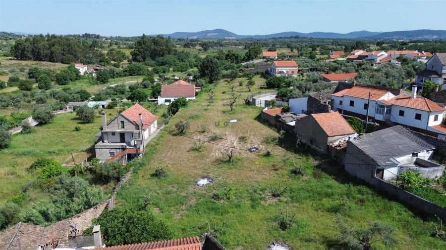Moradia T5 para Venda em Aldeia do Bispo, Águas e Aldeia de João Pires Foto 16
