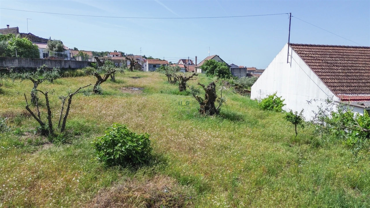 Moradia T5 para Venda em Aldeia do Bispo, Águas e Aldeia de João Pires Foto 25