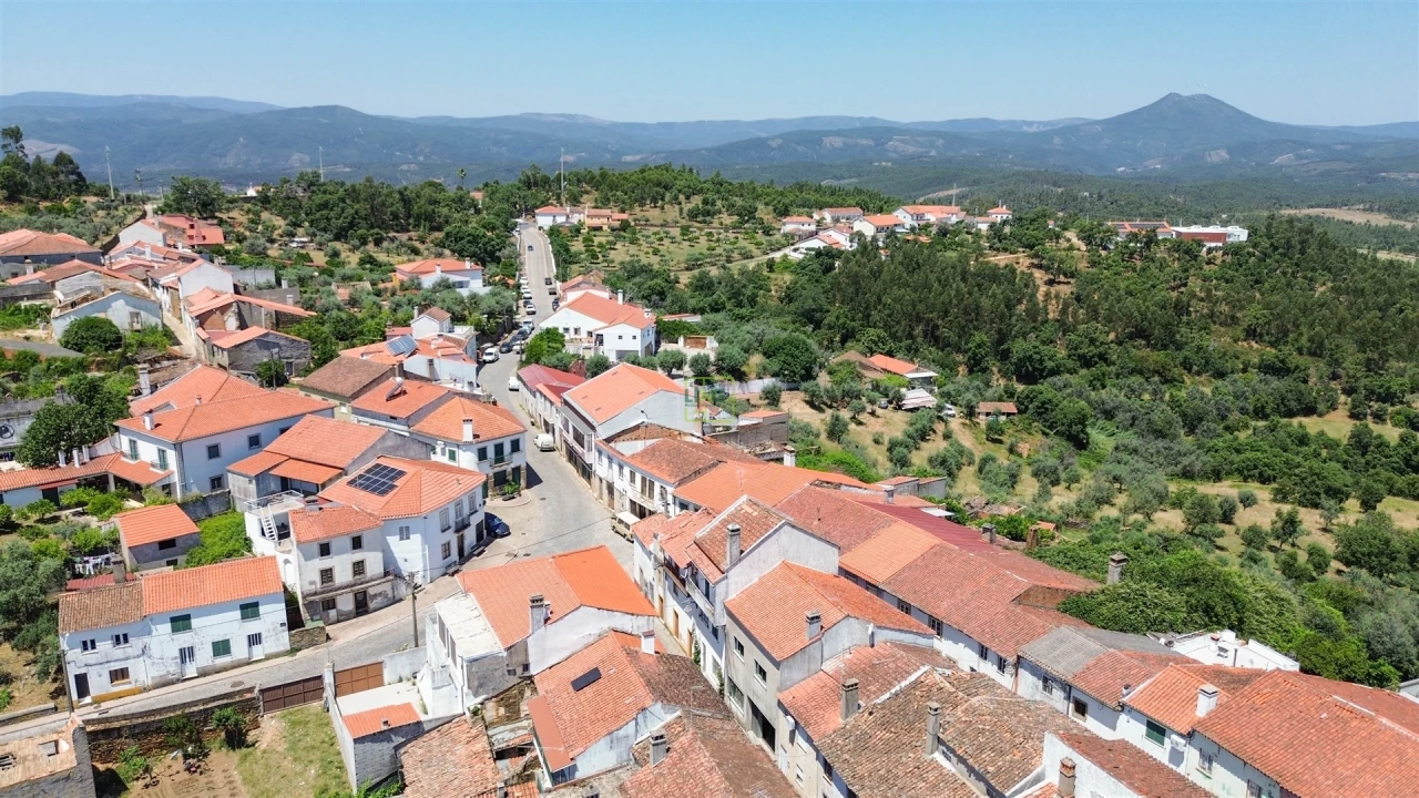 Moradia T2 para Venda em Sarzedas Foto 18