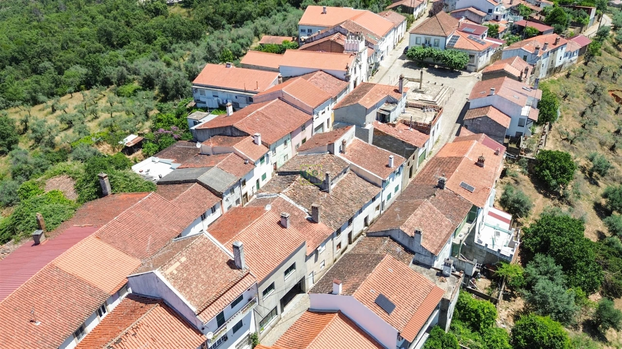 Moradia T2 para Venda em Sarzedas Foto 16