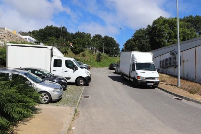 Terreno Comércio / Armazém para Venda em Brito