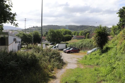 Terreno Comércio / Armazém para Venda em Brito