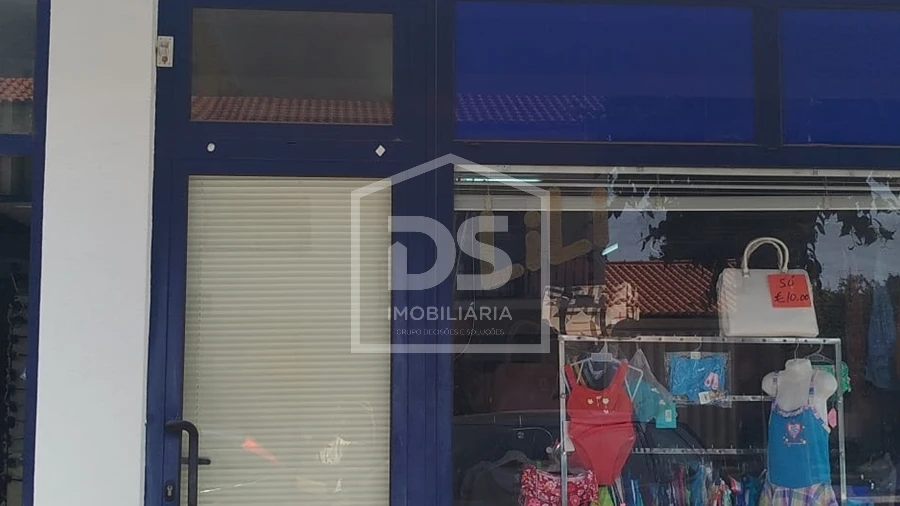 Loja para Venda em Currelos, Papízios e Sobral