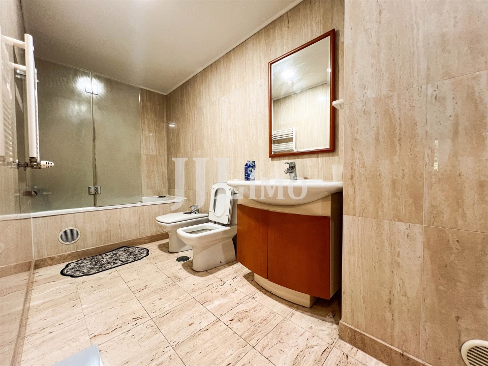 Apartamento T2 para Arrendamento em Parque das Nações Foto 10