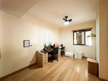 Apartamento T2 para Arrendamento em Parque das Nações