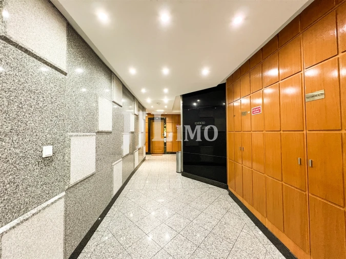 Apartamento T2 para Arrendamento em Parque das Nações Foto 25