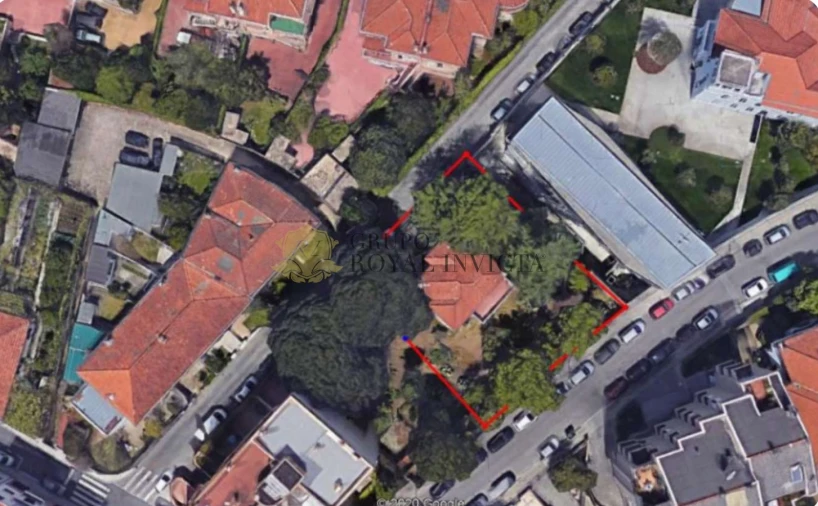 Apartamento T4 para Venda em Lordelo do Ouro e Massarelos Foto 10