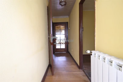 Moradia T5 para Venda em Nespereira