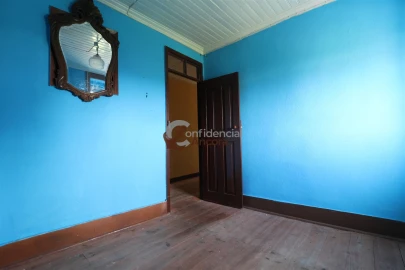 Moradia T5 para Venda em Nespereira