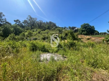 Terreno Misto para Venda em Santo Quintino
