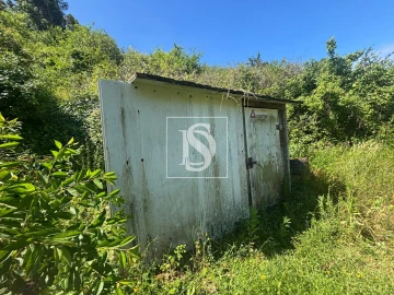 Terreno Misto para Venda em Santo Quintino