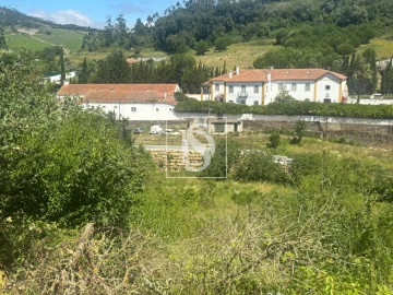 Terreno Misto para Venda em Santo Quintino