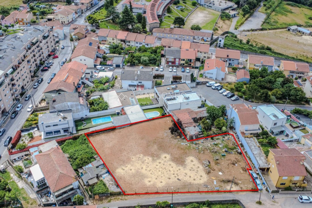 Terreno para Venda em Rio Tinto Foto 2