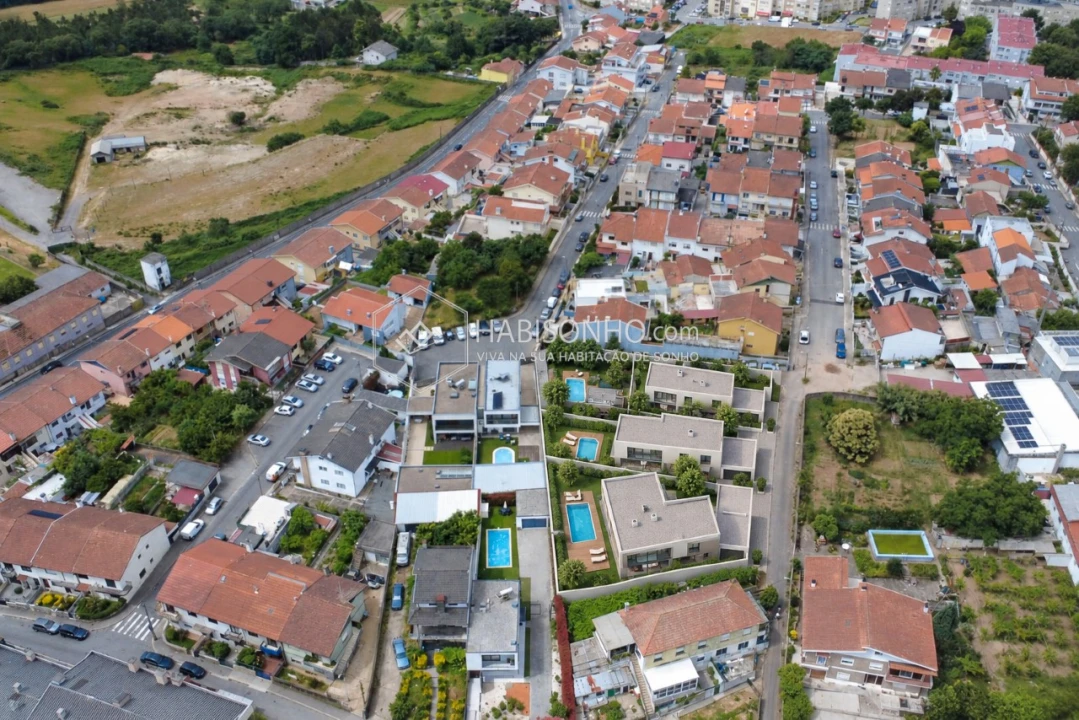 Terreno para Venda em Rio Tinto Foto 10