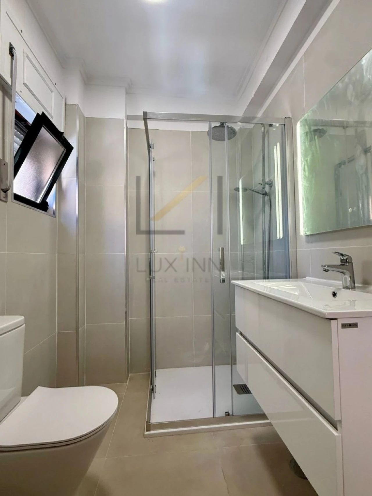 Apartamento T3 para Venda em Massamá e Monte Abraão Foto 14