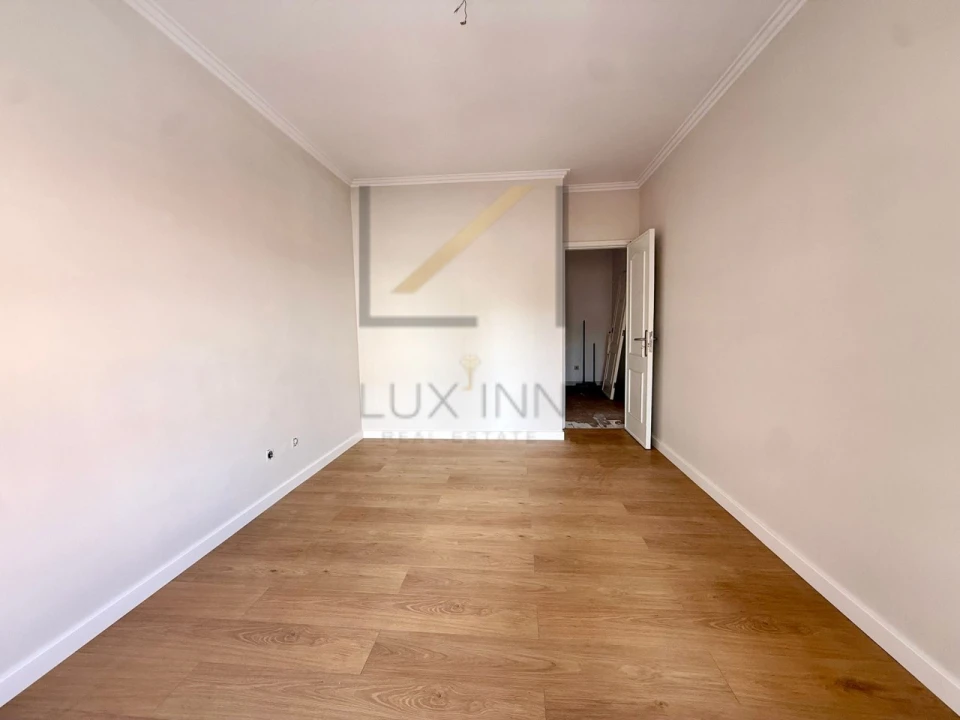 Apartamento T3 para Venda em Massamá e Monte Abraão Foto 8