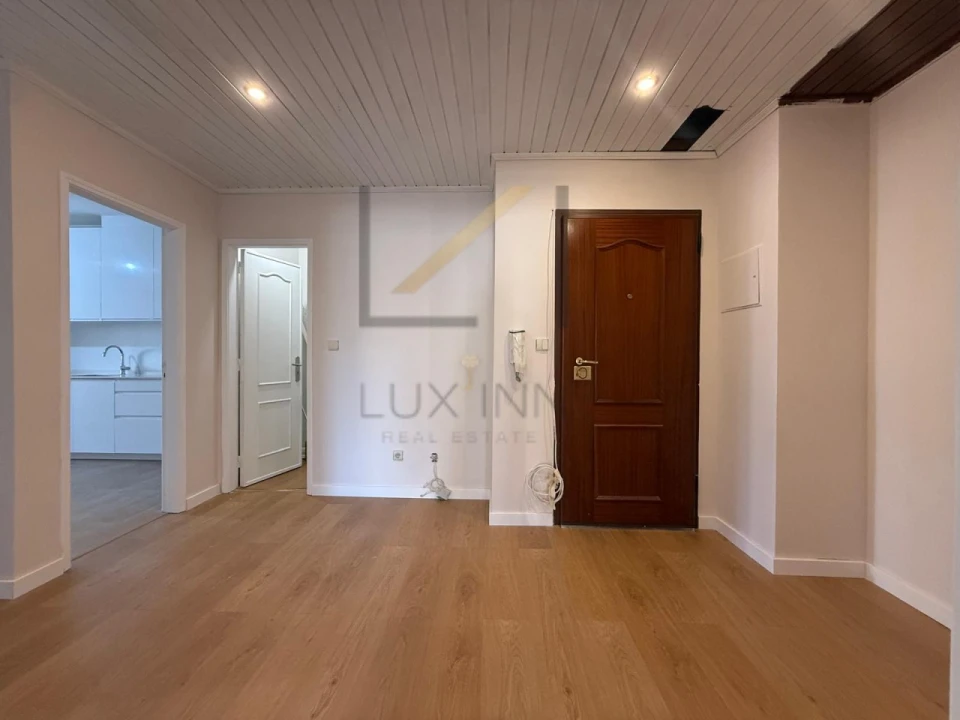 Apartamento T3 para Venda em Massamá e Monte Abraão Foto 6