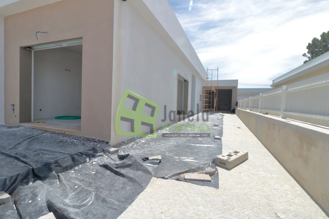 Moradia T3 para Venda em Fernao Ferro Foto 4
