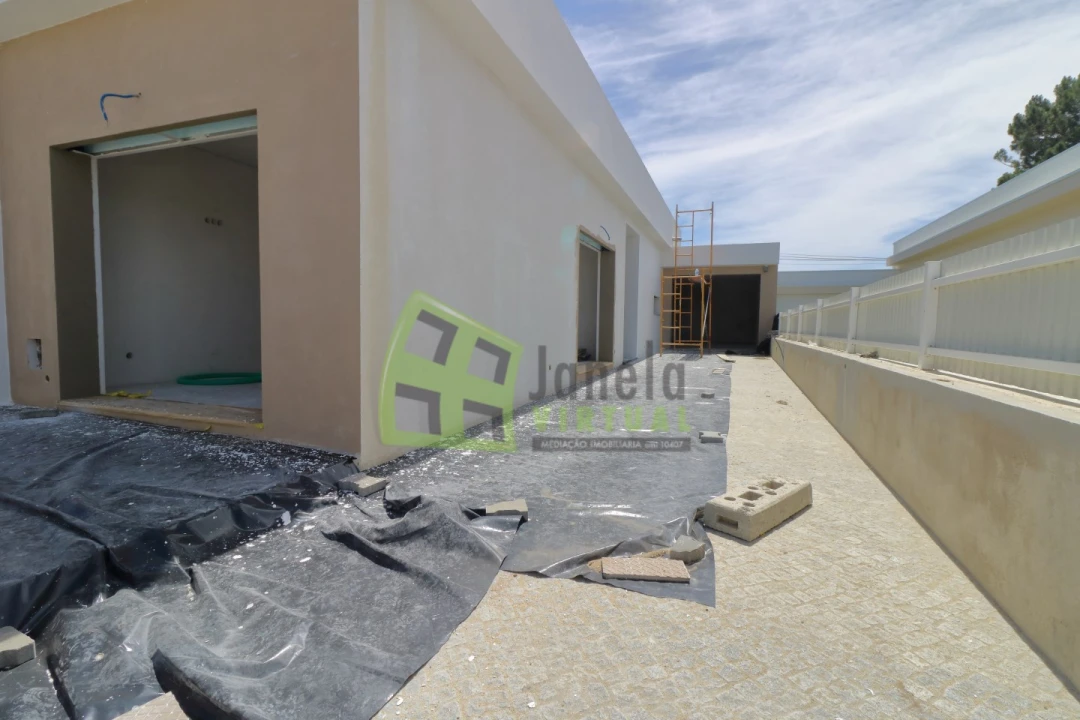Moradia T3 para Venda em Fernao Ferro Foto 15