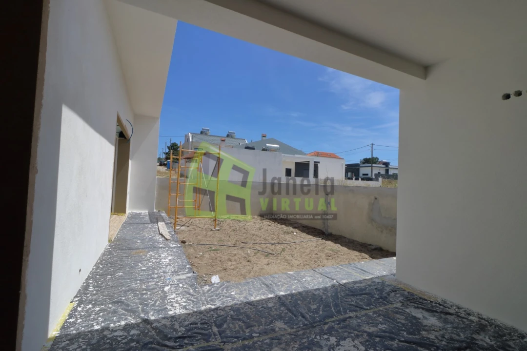 Moradia T3 para Venda em Fernao Ferro Foto 18