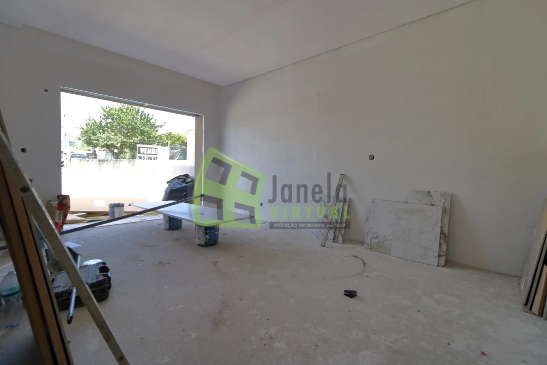 Moradia T3 para Venda em Fernao Ferro Foto 23