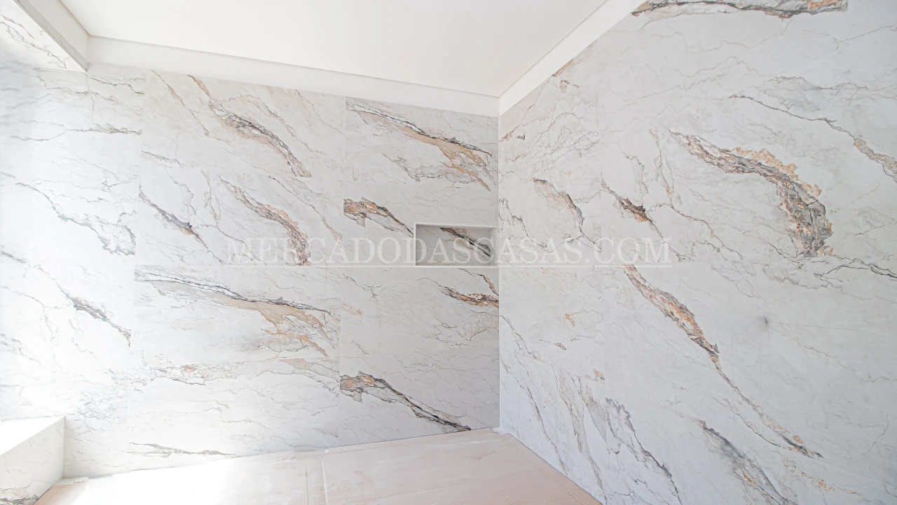 Moradia T4 para Venda em Serzedo e Perosinho Foto 11