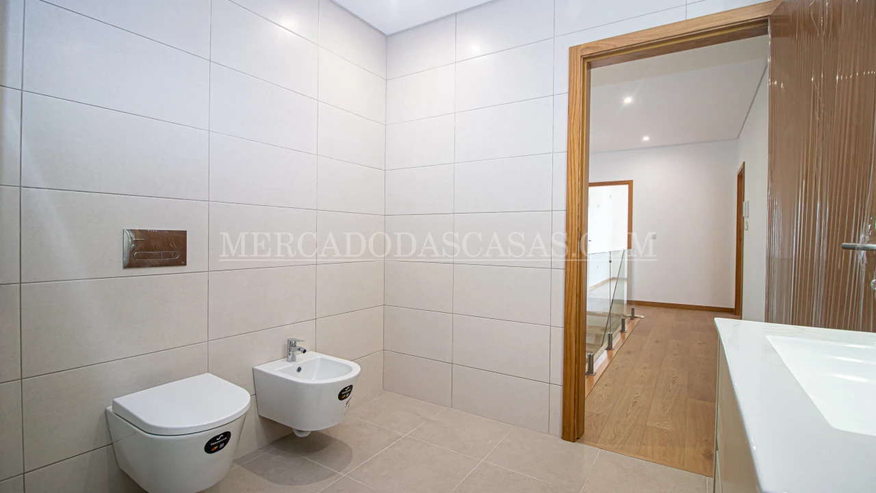 Moradia T3 para Venda em Lobão, Gião, Louredo e Guisande Foto 16