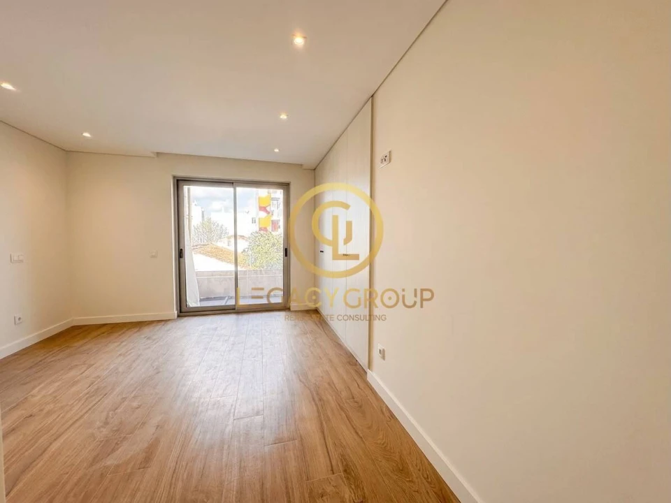 Apartamento T3 para Venda em Almancil Foto 5