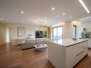 Apartamento T3 para Venda em Almancil