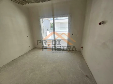 Moradia T4 para Venda em Pontinha e Famões
