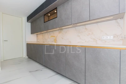 Moradia T5 para Venda em Loule (São Clemente)