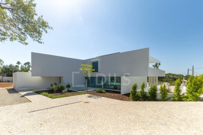 Moradia T5 para Venda em Loule (São Clemente)